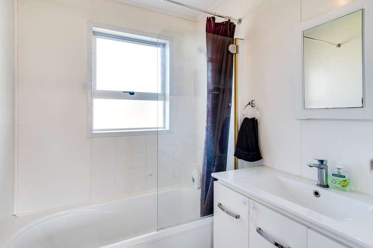 37 Tait Drive Greenmeadows_6