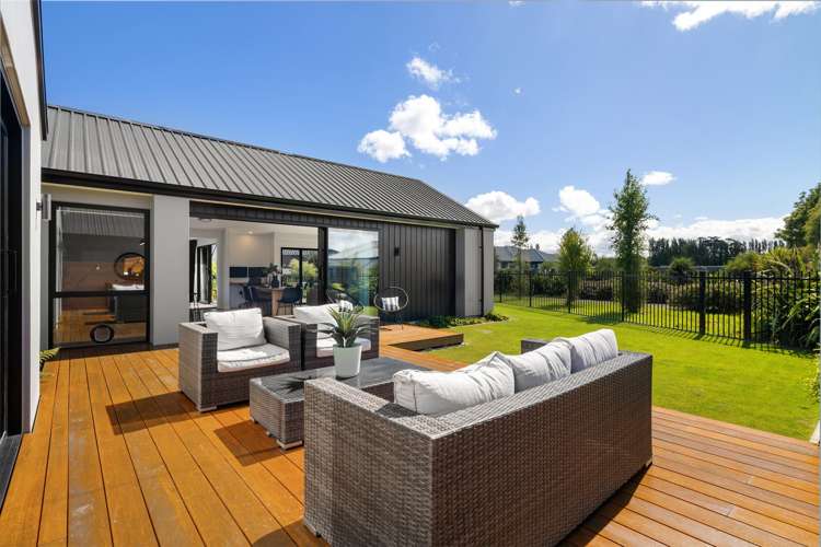 8 Kirkland Crescent Harewood_22