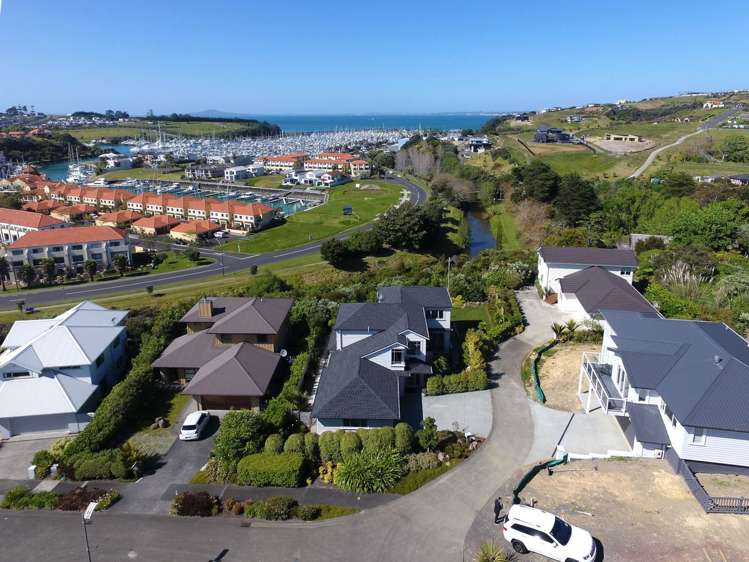 15 Bella Vista Drive Gulf Harbour_23