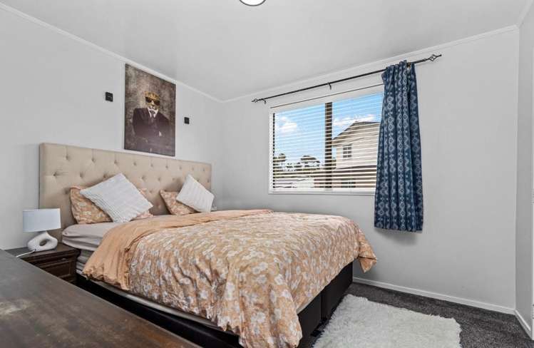 8 Angeline Place Massey_5