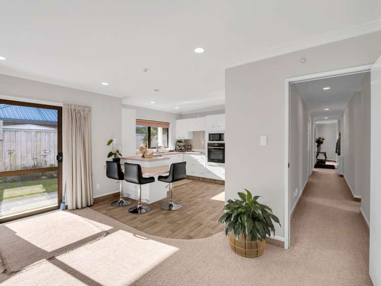 33 Downes Avenue Springvale_17