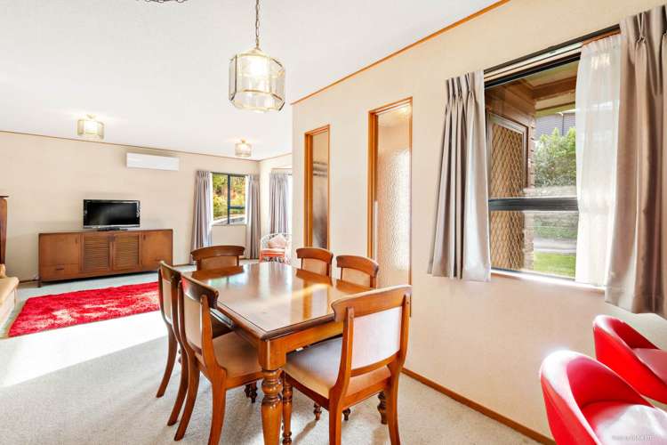 2/203 Lake Road Belmont_6