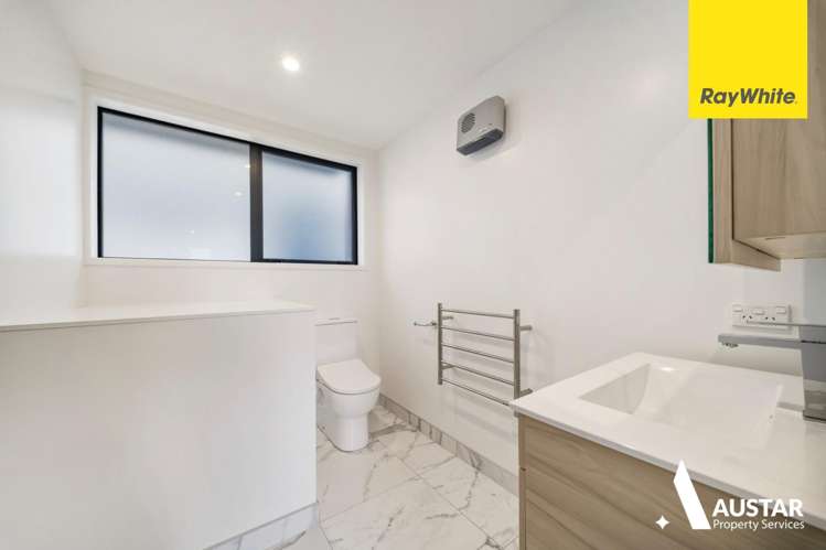 10/10 Yeovil Road Te Atatū Peninsula_10