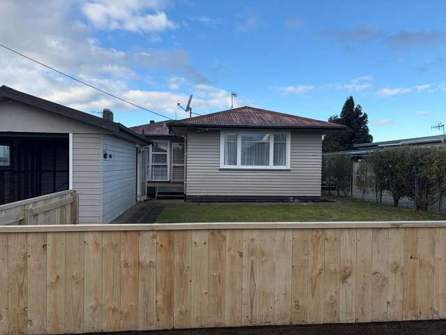 4 bdrm warm spacious home