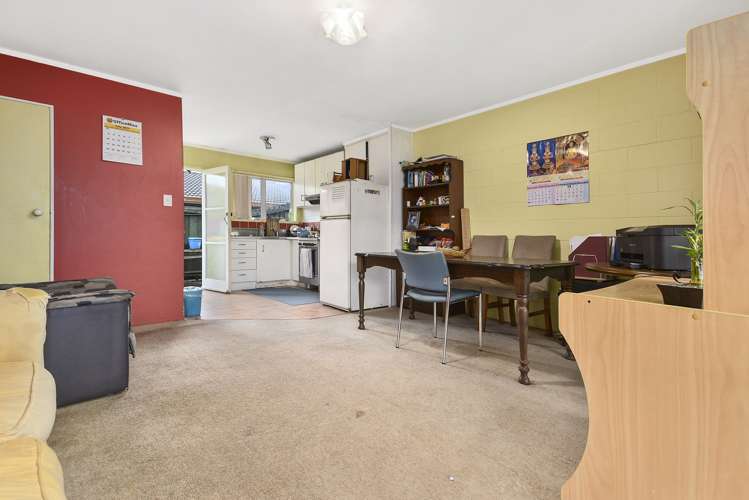 2/13 Seabrook Avenue New Lynn_6