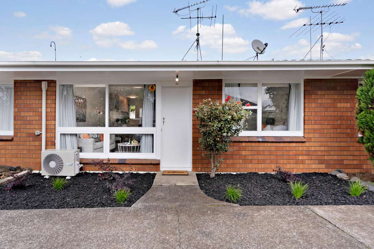 10/16 Inkerman Street_0
