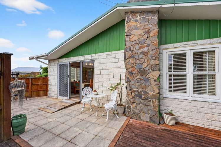 16 Duke Avenue Pukekohe_14