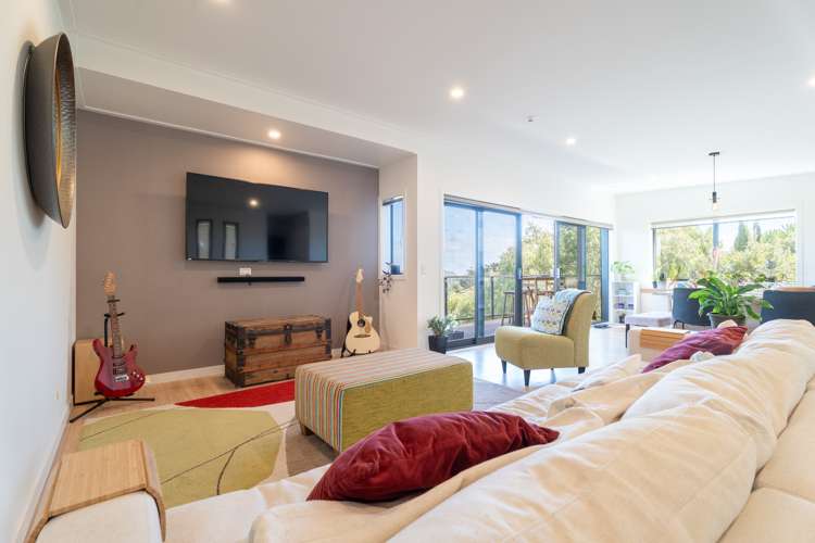 2a Mapplebeck Street Titahi Bay_11