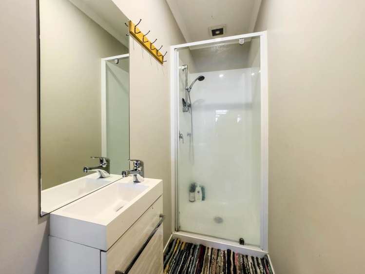 12 and 12A Southview Place Manurewa_19