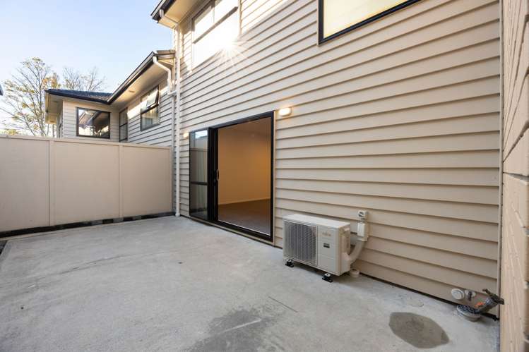 2/3 Manning Street Hamilton Central_14