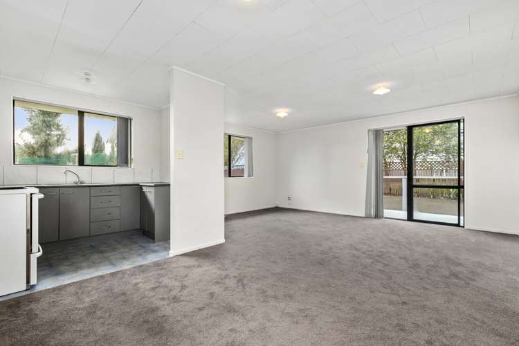 93a Henderson Valley Road Henderson_5