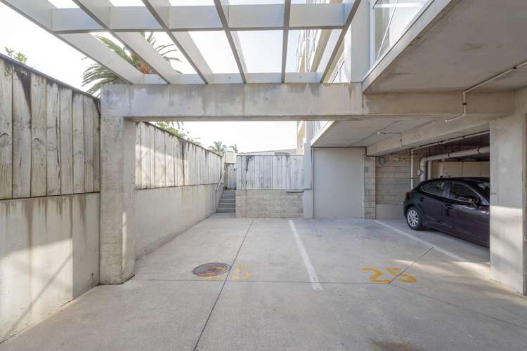 6a/18 Mill Road Whitianga_24