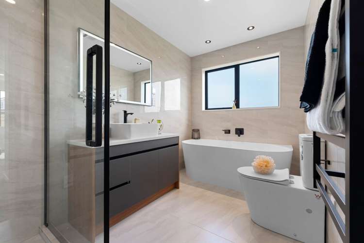 23 Ridgehill Rise Flat Bush_33