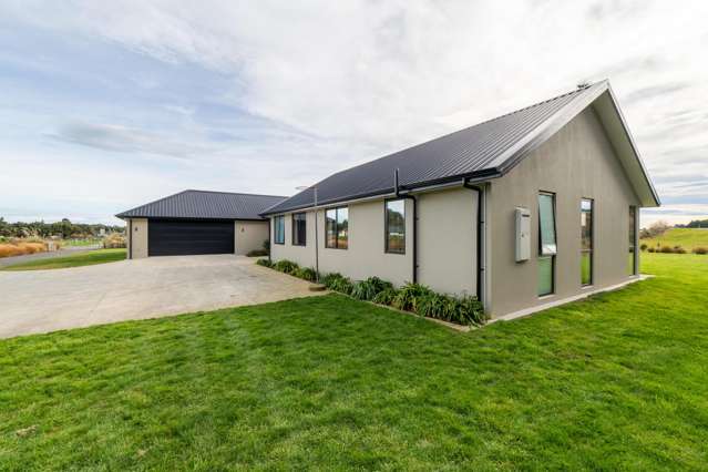 111 Blairlogie Close Otatara_3