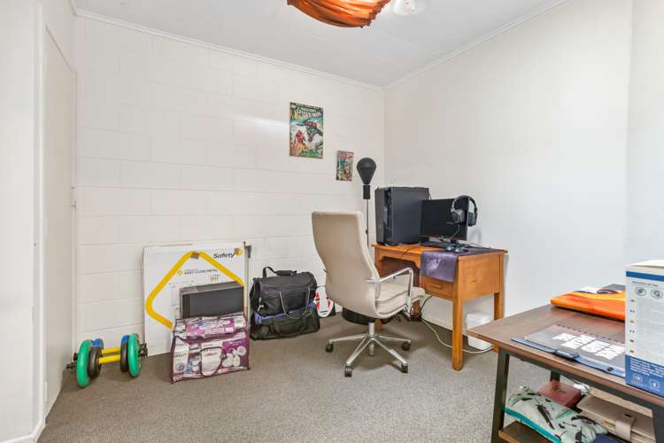 8/3 Tralee Place Hillcrest_9