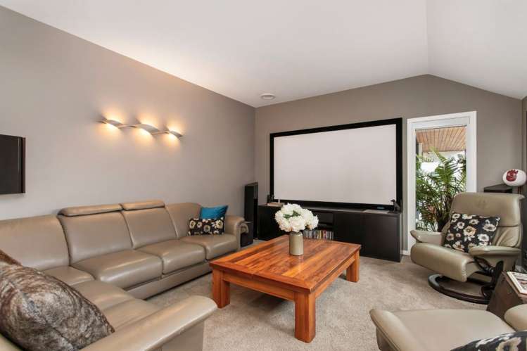 8 East Stream Lane Northwood_13