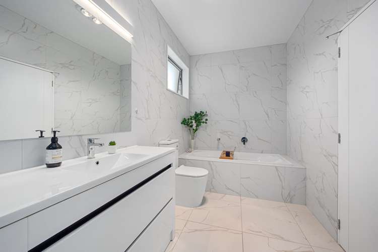 3 Tararua Street Massey_28