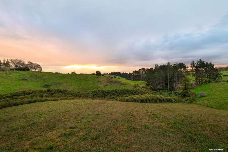 220 Kern Road_0