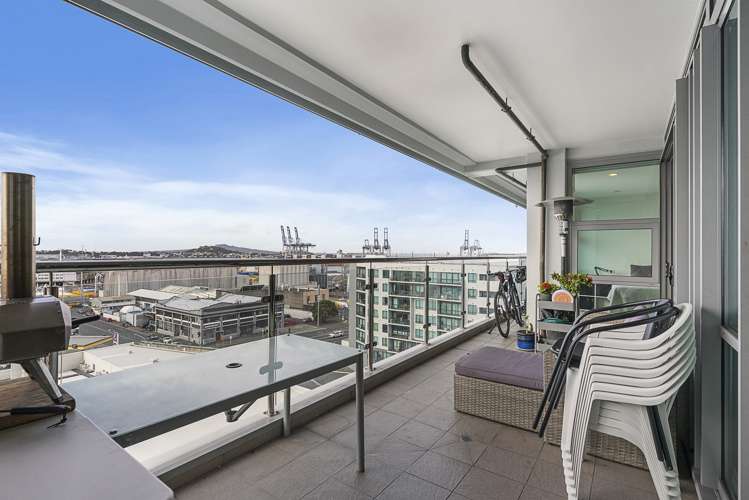 1004/30 Beach Road Auckland Central_10