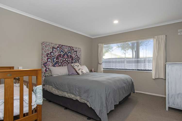 63 Solomon Street Brookfield_9