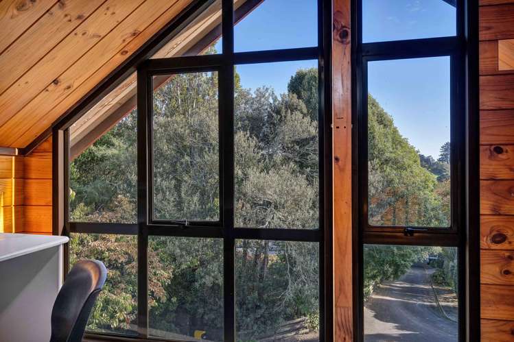 21b Sequoia Grove Merrilands_11