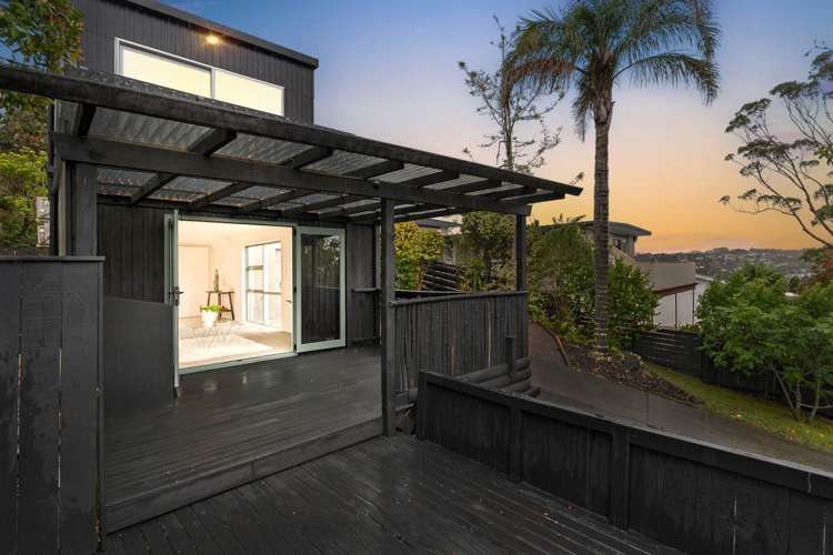 8 Holt Avenue Torbay_40