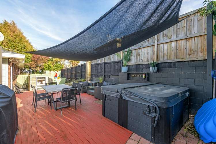 16 Dalzien Place Feilding_13