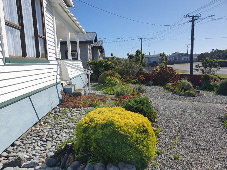 6 Achilles Street Blaketown_11