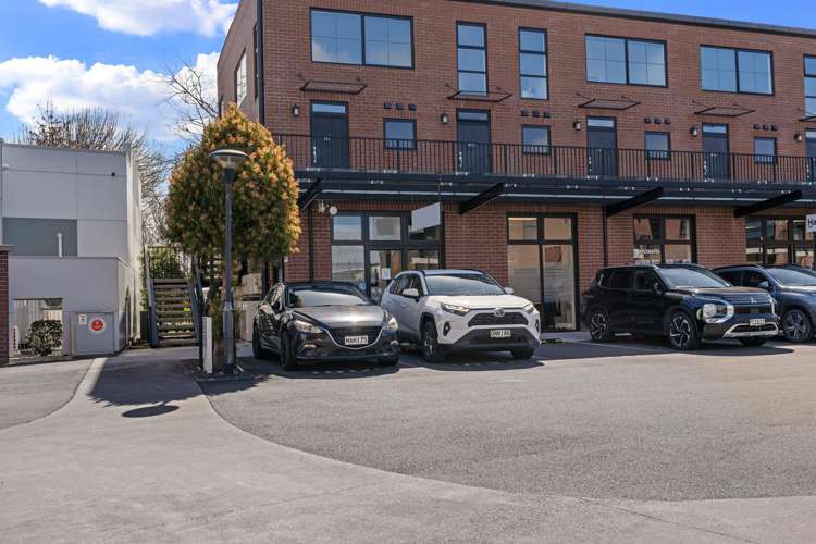 1A Village Quarter Lane_0