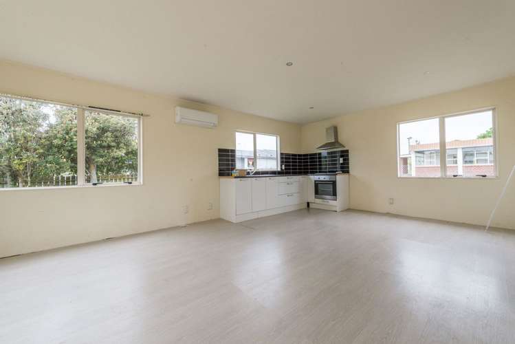 1/137 Awaroa Road Helensville_2