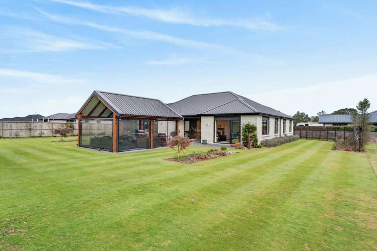 62 Graeme Foote Street Darfield_14