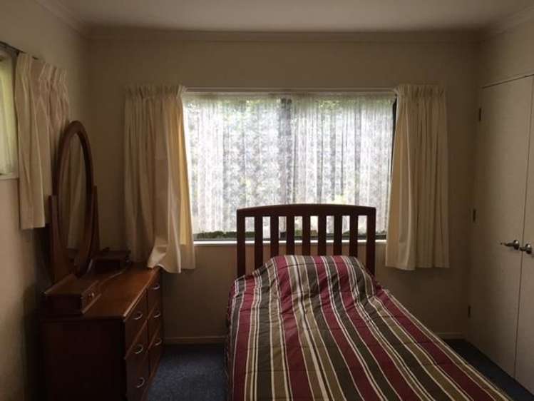 14a Driver Crescent Cannons Creek_3