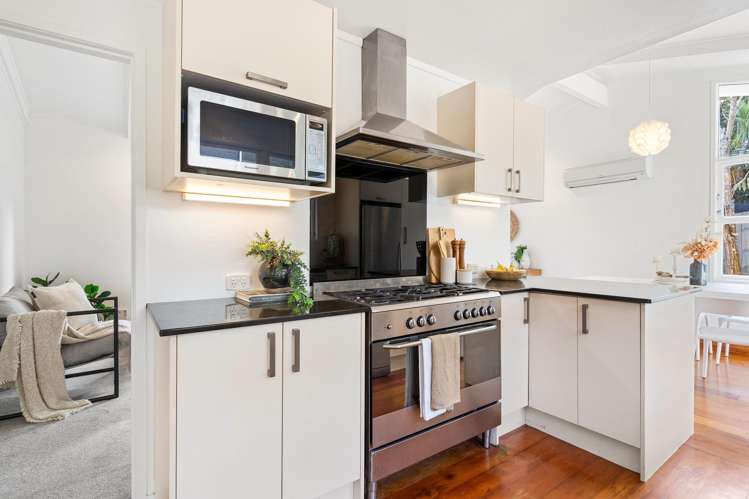 63 Neal Avenue Glenfield_8