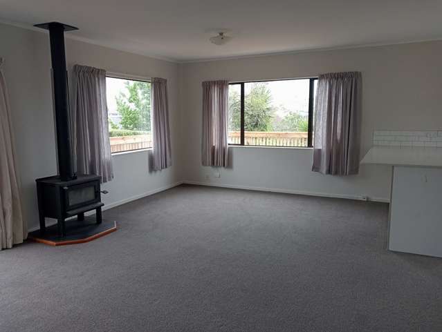 2/10 Evans Road Glen Eden_2