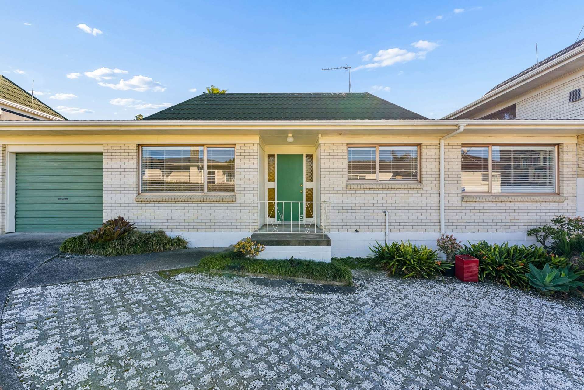 2/3 Quebec Road Milford_0