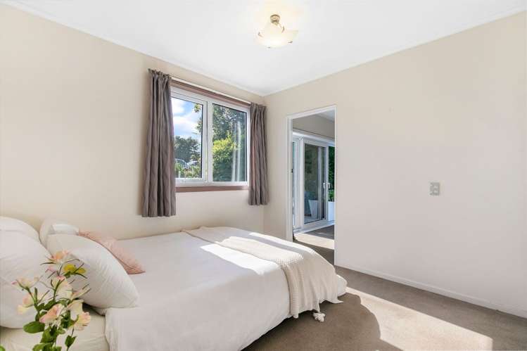 1/618 Glenfield Road Bayview_12