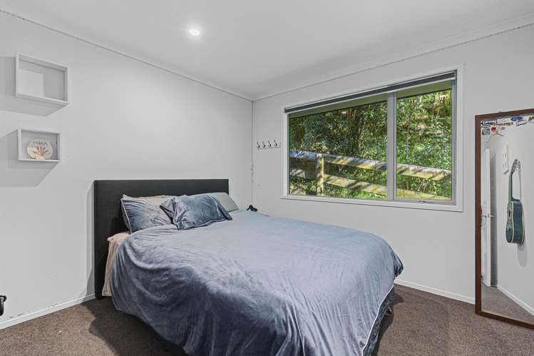 198 Seaview Road Westown_17