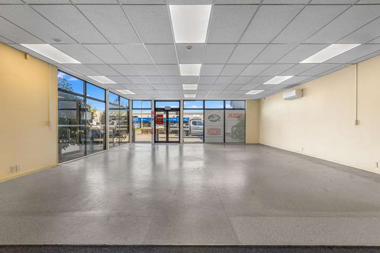 172 Waterloo Road Hornby_2