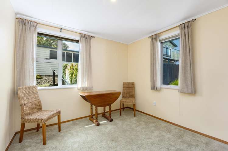 27 Shakespear Road Army Bay_15