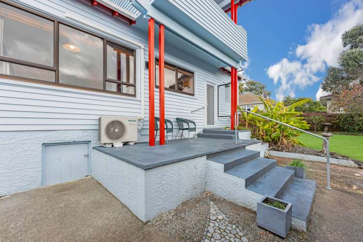 22 Empire Road Devonport_16