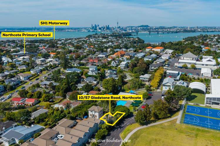 10/57 Gladstone Road Northcote_13