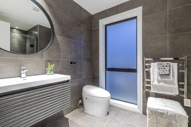 1a Tiri Road Takapuna_24