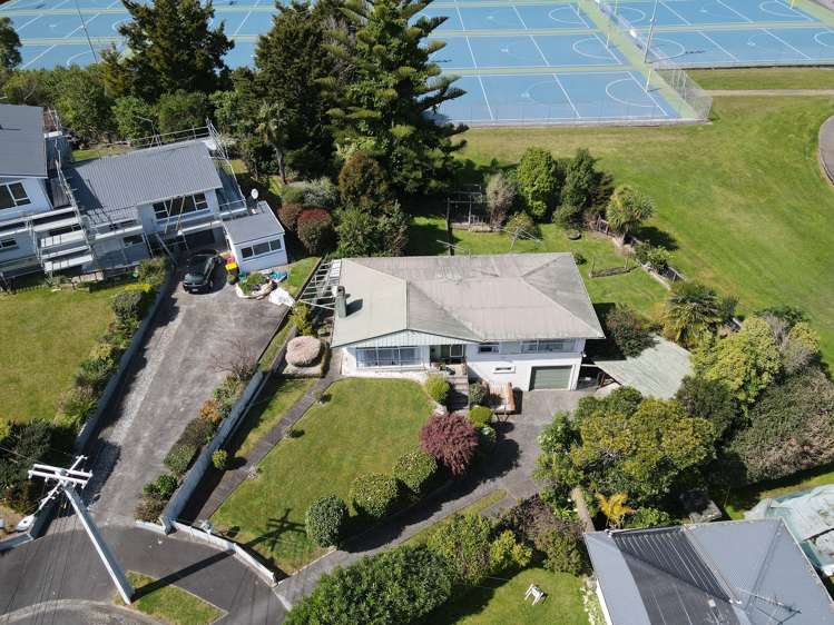 1 Kingsway Crescent Forest Lake_7