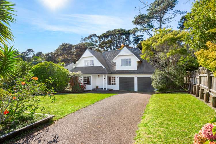 27 Woodfern Crescent Titirangi_29