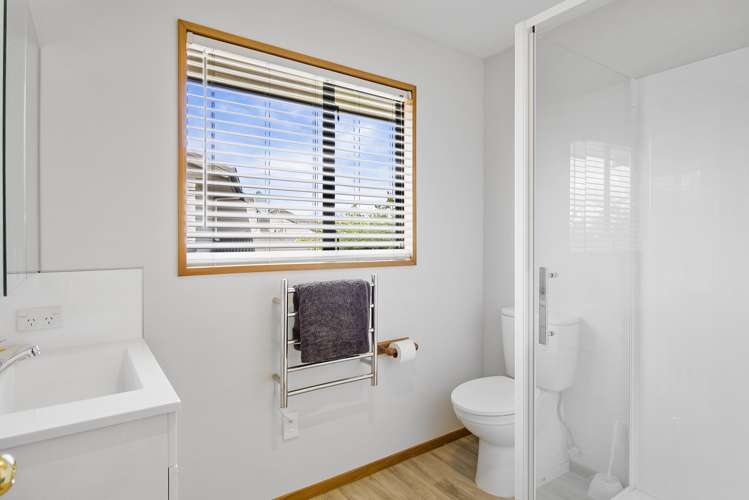 36 Temple Crescent Gleniti_15