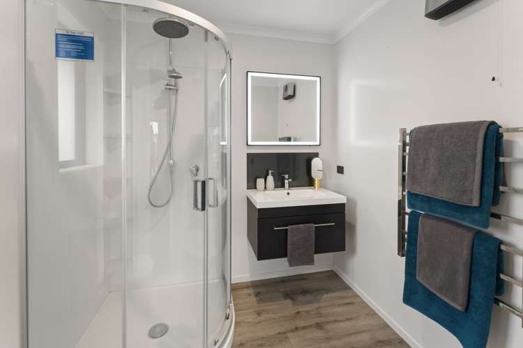 9 Sabine Drive Richmond_15