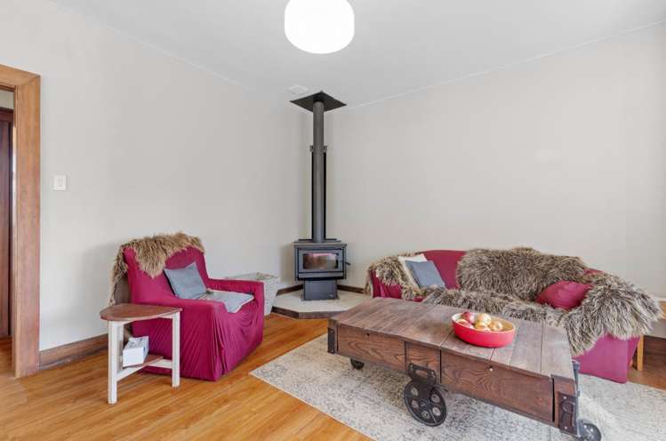 5669A West Coast Road Springfield_7