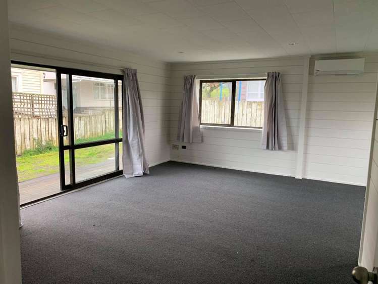 18a Leslie Ave 11073_4