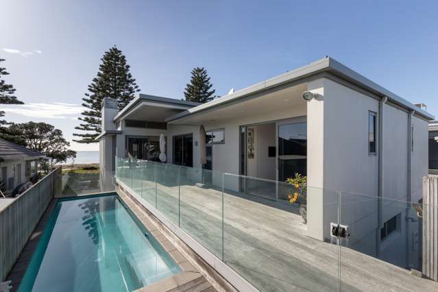 81 Marine Parade Mount Maunganui_1