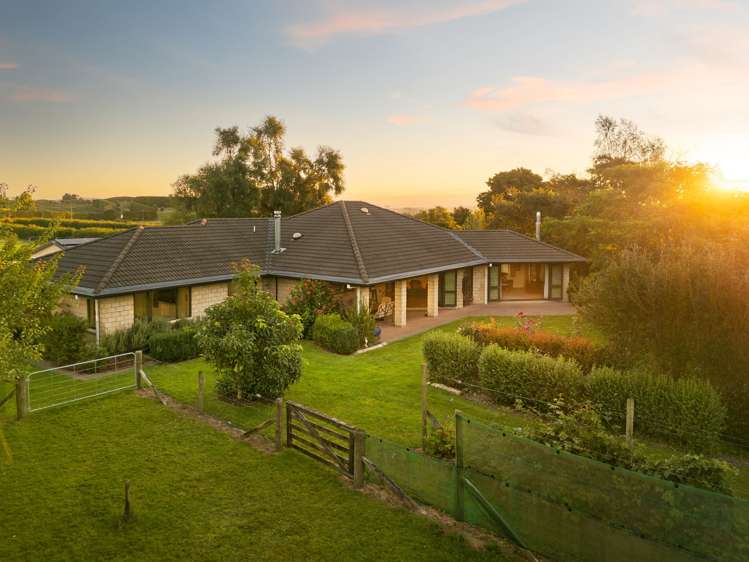 417 Parklands Road Rotoorangi_1